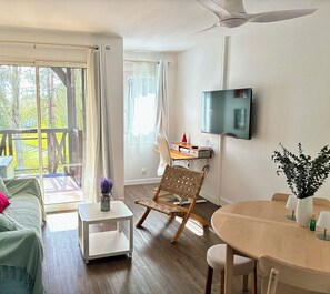 TV - Quiet 2-room apartment on the heights of Deauville (Deauville)