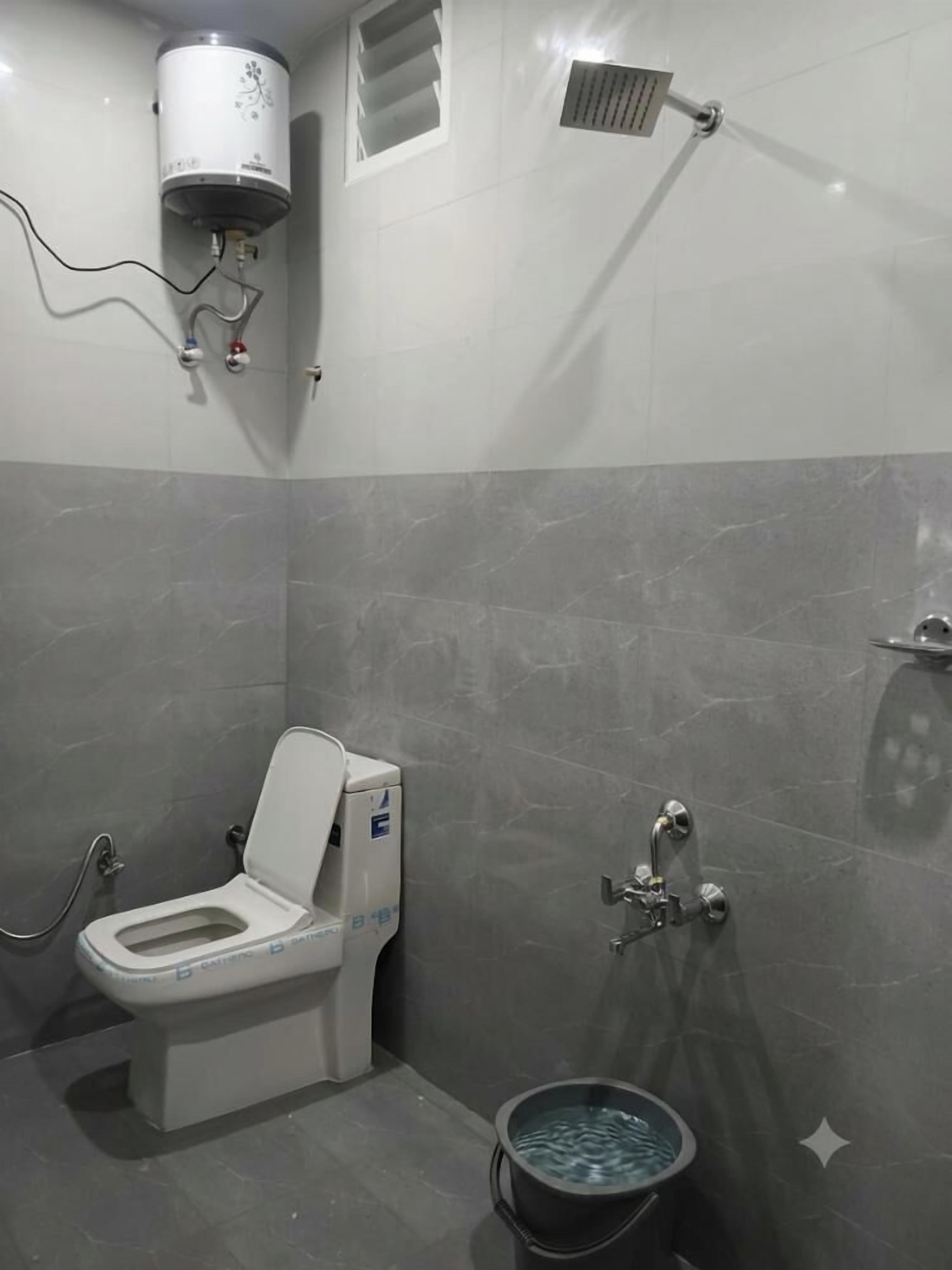Deluxe Room, Balcony, Mountain View | Bathroom