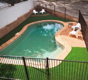 Double Room, Balcony, Garden View | Pool | Outdoor pool - Sutherland motel  (Sutherland)