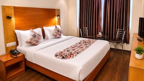 Standard Double Room | Desk, laptop workspace, free WiFi - Citadel Inn Udaipur (Udaipur)