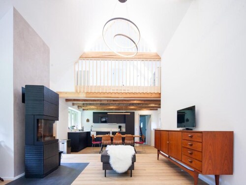 Authentic Alpine house with sauna in ski area