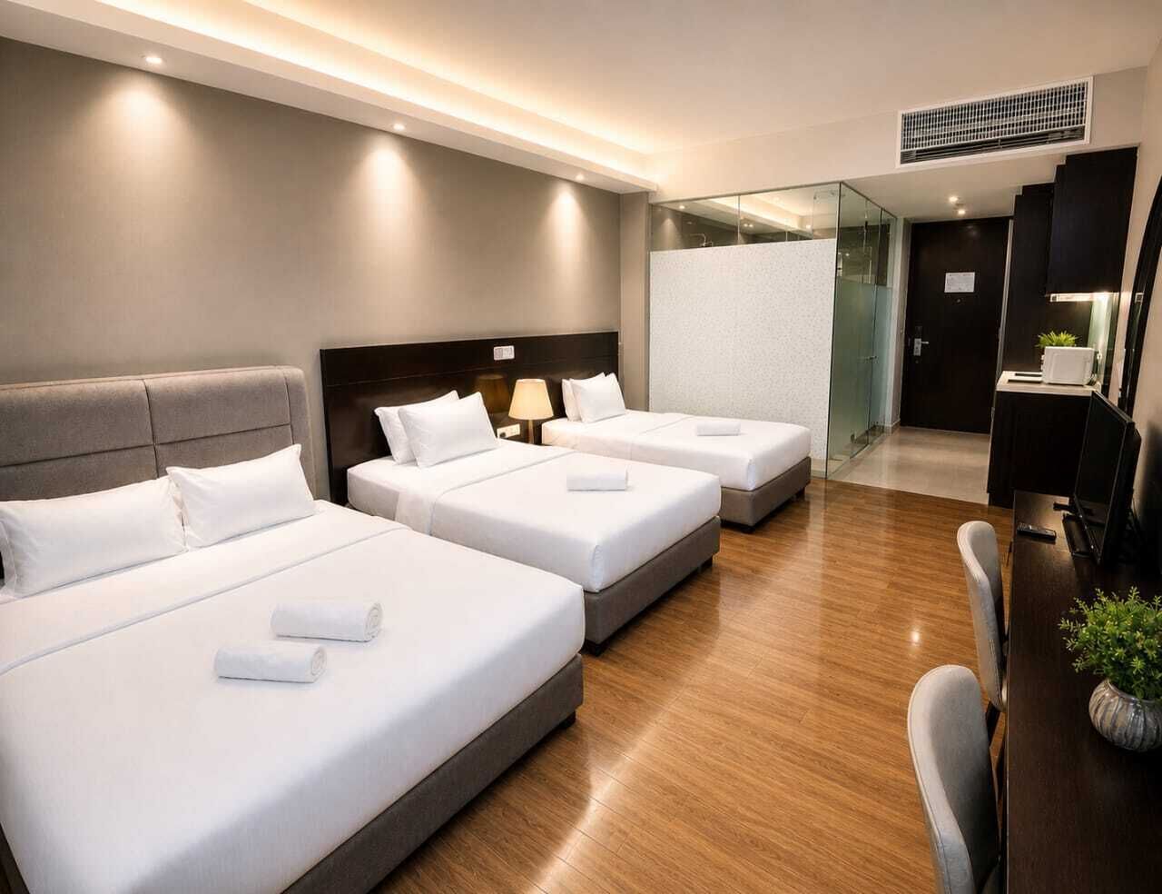 Apartamento Confort | Edredones de plumas, cortinas opacas, tabla de planchar con plancha