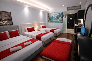 Estudio Confort, balcón, vista parcial al océano