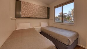 Cabana superior, sacada, vista para o rio