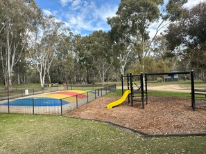 Children’s area - Deniliquin Riverside Caravan Park (Deniliquin)