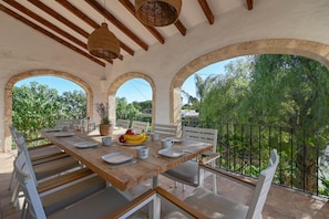 Outdoor dining - Las Buganvillas - Javea, Costa Blanca (Javea)