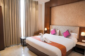Superior Room - Sanzha Chulha Hotel (Varanasi)