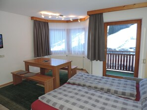 4 habitaciones y ropa de cama 