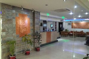 Lobby - Hotel Crown  (Rajshahi)
