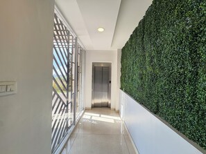 Interior detail - MMR Grand Inn Ooty (Ooty)