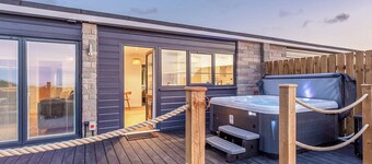 106 Residence-UKC9138