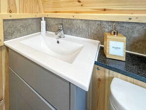 Towels - The Welbury - UKC9285 (Brompton)