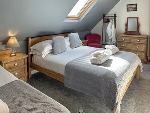 8 bedrooms, free WiFi - Twitchill Farm Cottage - UKC9265 (Hope)