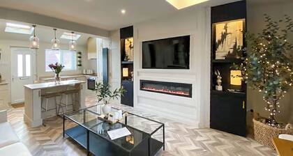 2 bedroom accommodation in Newcastle Upon Tyne