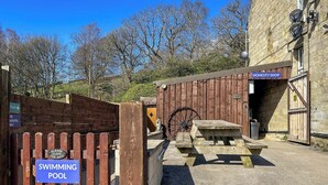Outdoor dining - Birch Cottage - UKC9267 (Hope)