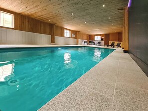 Swimming pool | Twitchill Farm : Birch Cottage - Twitchill Farm , Hope