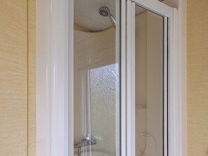 Towels - 2 bedroom accommodation in Llanbedr, near Harlech (Llanbedr, near Harlech)