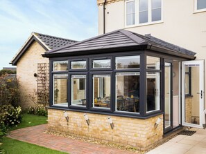 Exterior - 4 bedroom accommodation in Holt (Holt)