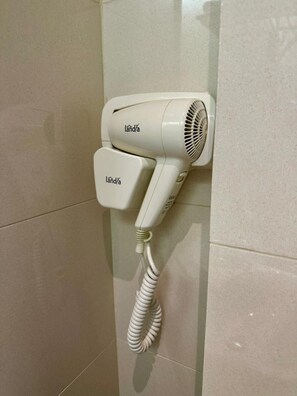 Bathroom - D'Loft Hotel Chinatown KL by ubook  (Kuala Lumpur)