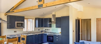 2 bedroom accommodation in Perranporth
