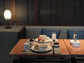 朝食ビュッフェ