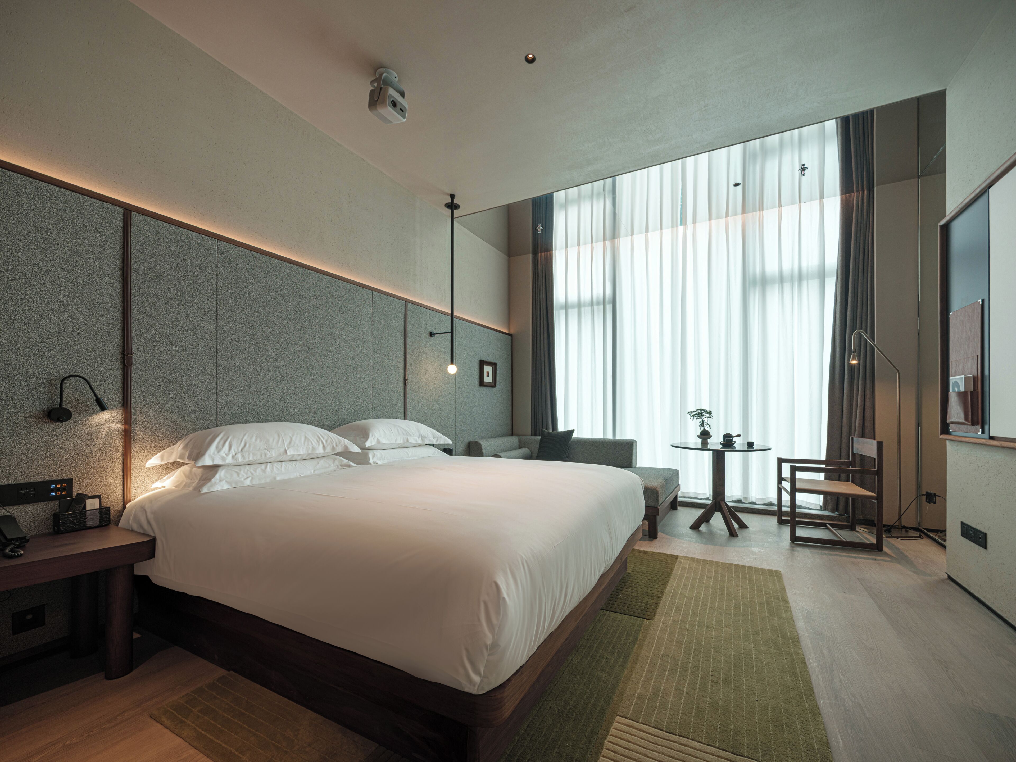 ラグジュアリー ダブルルーム シティビュー