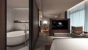 Royal Studio Suite, 1 Bedroom, Non Smoking, Lake View | Bathroom | Designer toiletries, hair dryer, bathrobes, slippers