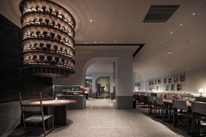 Reception - Hangzhou Tipsy Hotel (Jinsha Lake) (Hangzhou)