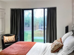 1 bedroom, free WiFi - Barn Owl Lodge 3 - UK51455 (Corton)