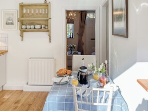 Dining - 2 bedroom accommodation in Ripon (Ripon)