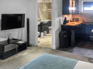 1 bedroom, free WiFi - Barn Owl Lodge 4 - UK51497 (Corton)