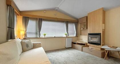 2 bedroom accommodation in Forfar