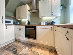 Private kitchen - 1 bedroom accommodation in Kelbrook (Kelbrook)