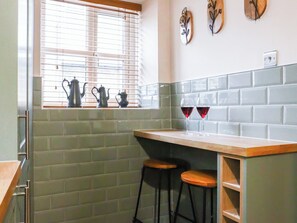 Dining - Barton Court Cottage (Cirencester)
