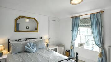 4 bedrooms, free WiFi