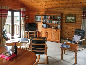 Living area - The openness of the park and the closeness to the shore. (Acharacle, near Ardnamurchan)