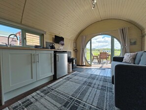 TV, fireplace - Countryside glamping pod with private hot tub, double bed and sofa bed. (Newton Stewart)