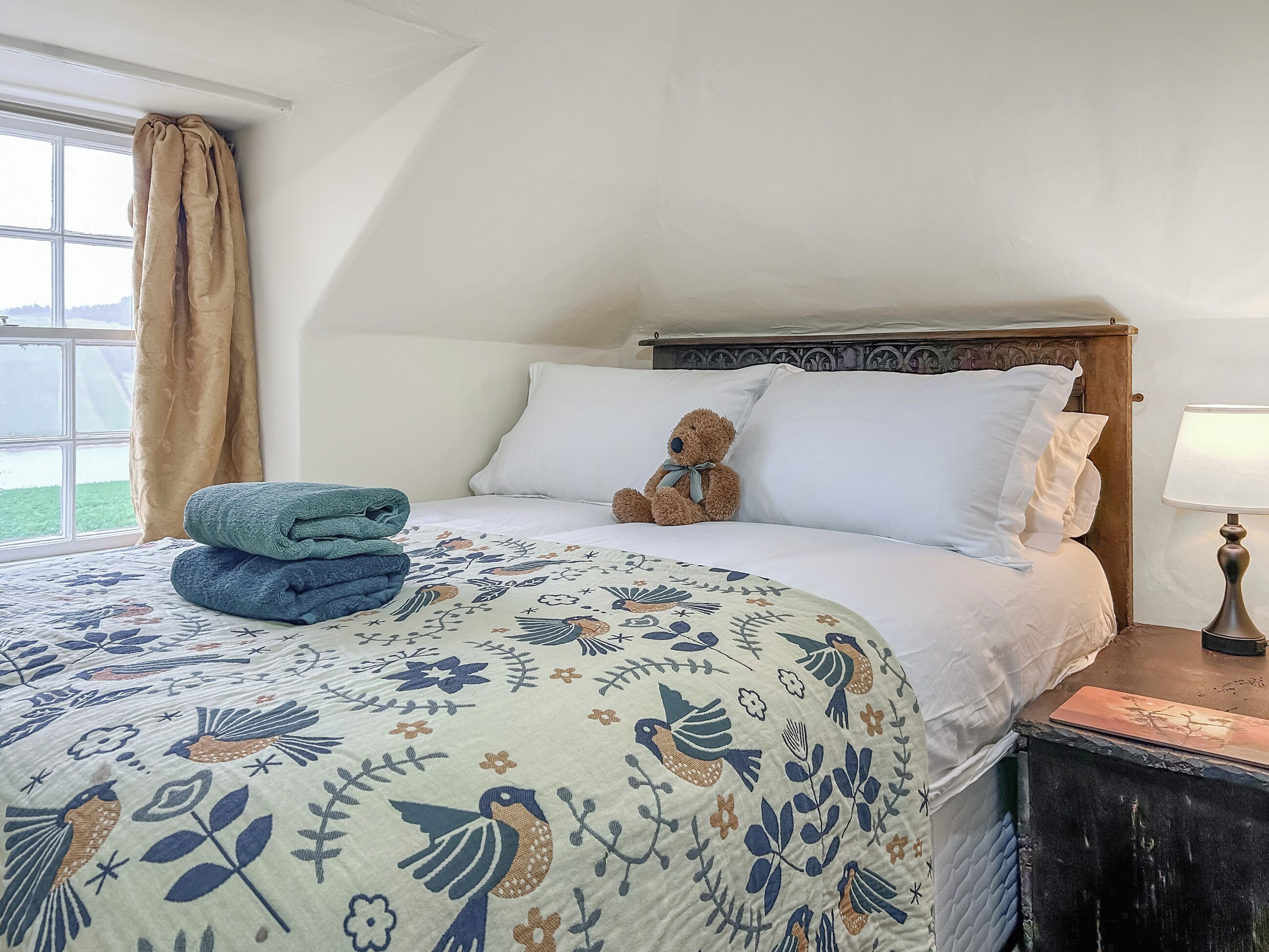 Double bedroom | Foumartdean Cottage - Lochside, Lochside