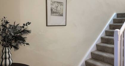 2 bedroom accommodation in Lochside
