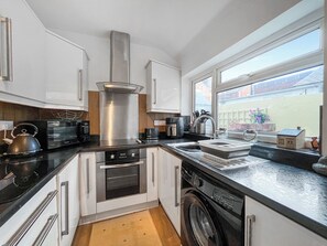 Private kitchen - 2 bedroom accommodation in Redcar (Redcar)
