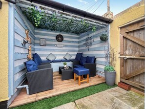Terrace/patio - 2 bedroom accommodation in Redcar (Redcar)