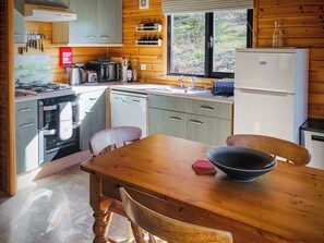 Dishwasher, high chair - The lodge is great for all the family and safe for the kids. (Acharacle, near Ardnamurchan)
