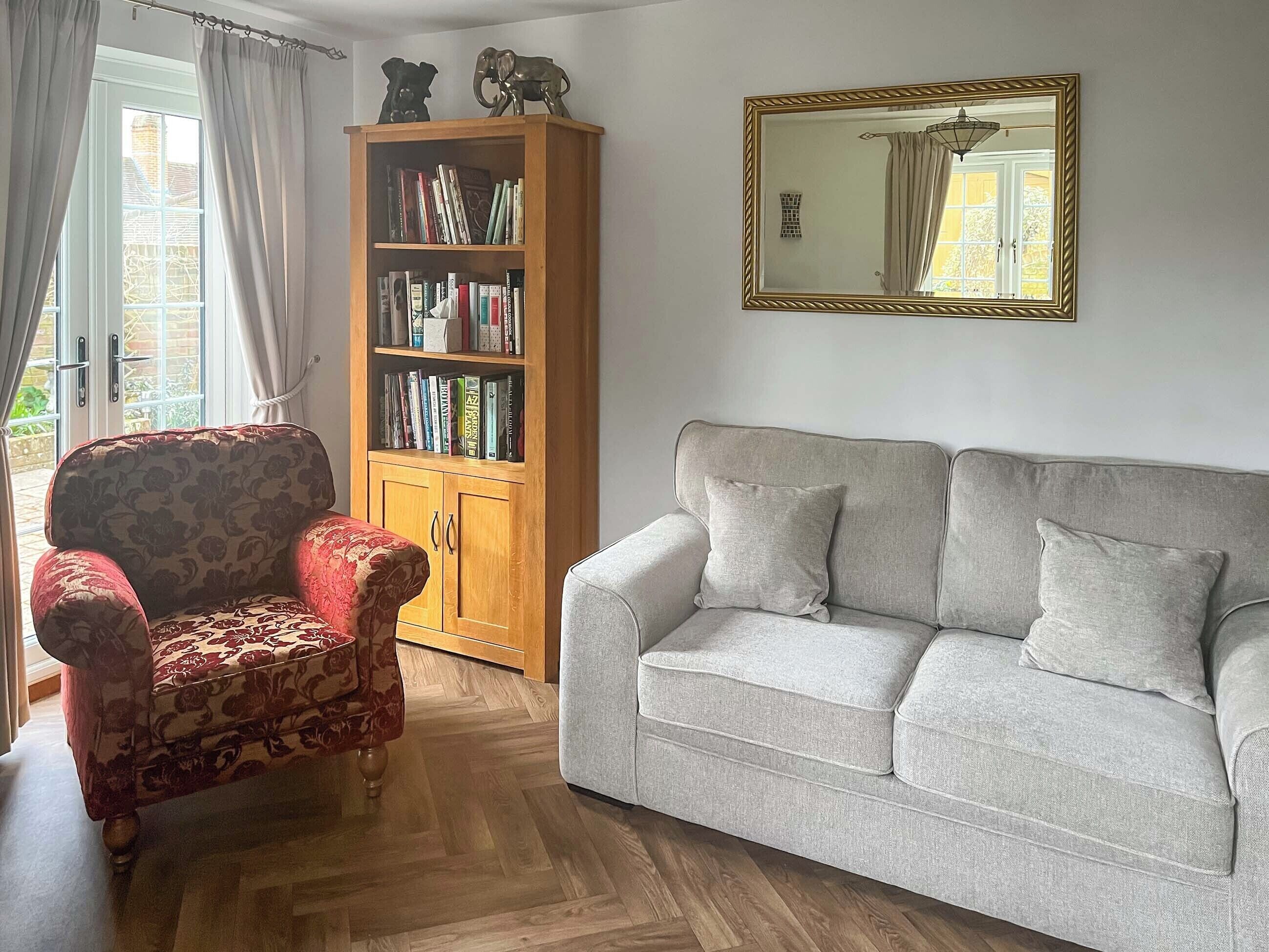 1 Bedroom Accommodation In Castle Hedingham - Essex