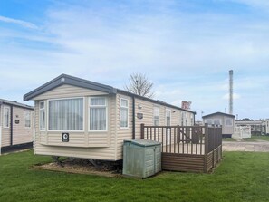 Exterior - 3 bedroom accommodation in Pickering (Pickering)