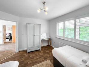2 bedrooms, free WiFi