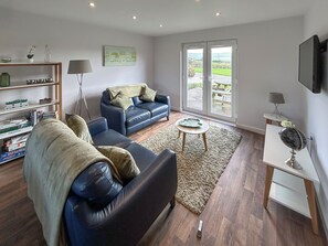 Living area - Fern Lodge - UK51604 (Sunset Lakes)