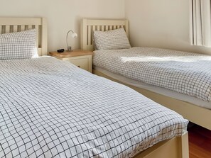 2 bedrooms, free WiFi - 2 bedroom accommodation in Swanage (Swanage)