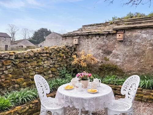 2 bedroom accommodation in Hebden