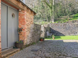 Terrace/patio - 1 bedroom accommodation in Bere Alston (Bere Alston)