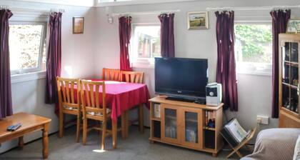 2 bedroom accommodation in Newcastle Emlyn